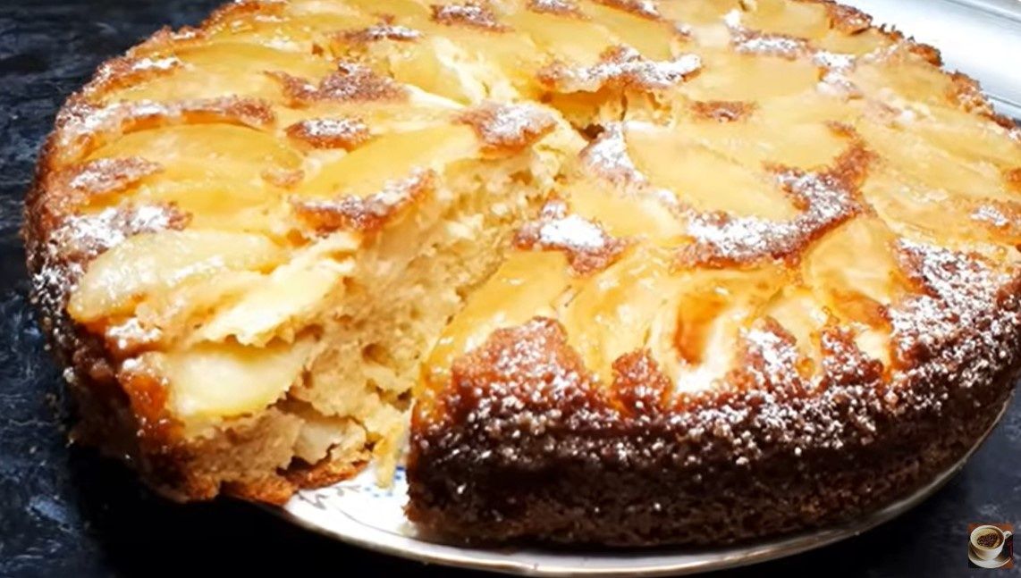 Как испечь яблочный пирог на кефире, который зацепит всех