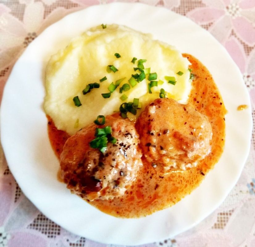 Куриные тефтели: быстро и вкусно, идеально для семейного ужина