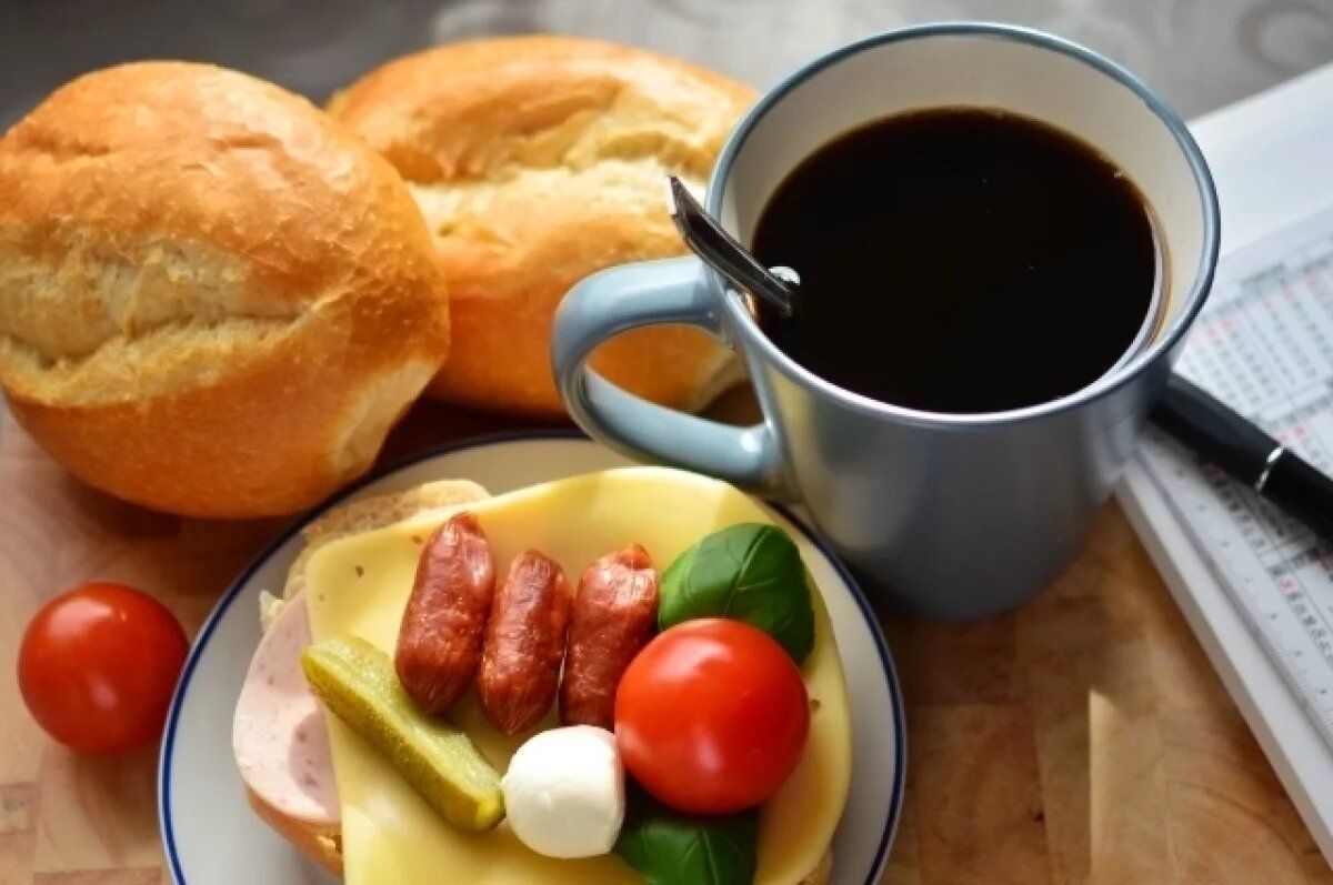 Завтрак: почему важно начинать день с полноценных блюд