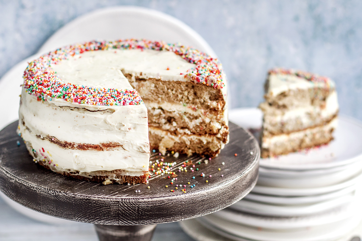 Торт Колибри: фруктовое наслаждение с бананами и ананасами