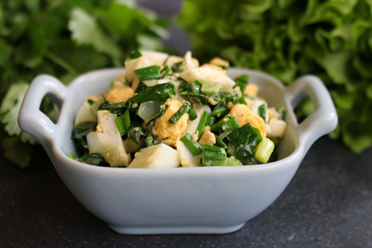 Ароматные пирожки с начинкой из зеленого лука и яиц