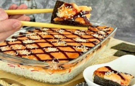 Ленивые суши: как создать вкусный пирог с крабовыми палочками в духовке