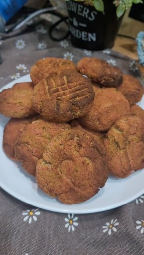 Печенье без сахара и животных продуктов: полезное лакомство из нута и свеклы