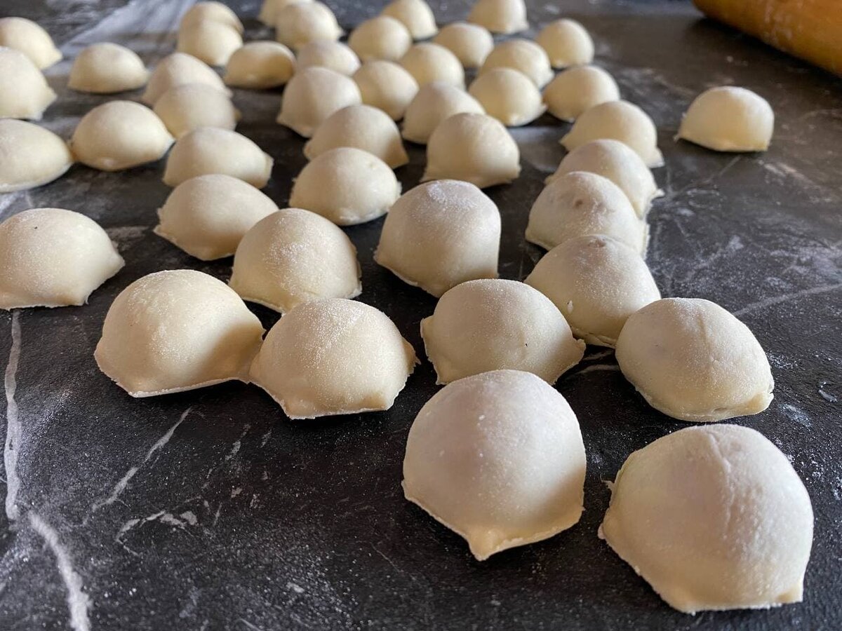 Секреты идеальных домашних пельменей: Как сибирские хозяйки делают их вкуснее