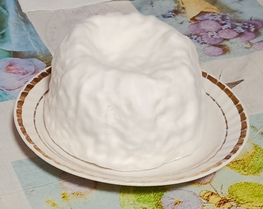 Сыр с белой плесенью: вкус, аромат и творческие паузы