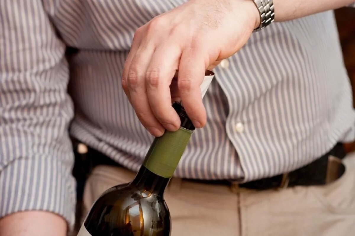 В Новосибирске разгорается скандал из-за пропавшего вина на 3 тысячи литров