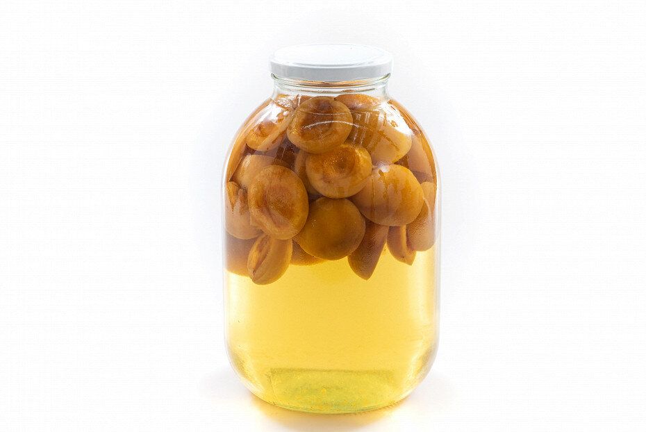 Как приготовить вкусный компот из абрикосов на зиму