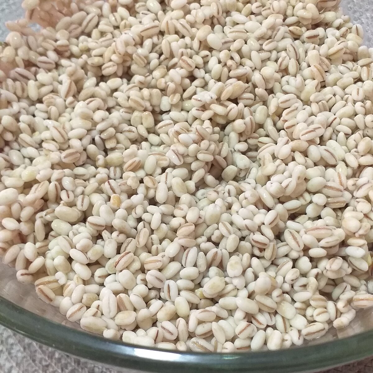 Насыщенная перловая каша с гуляшем: простое и вкусное решение для обеда