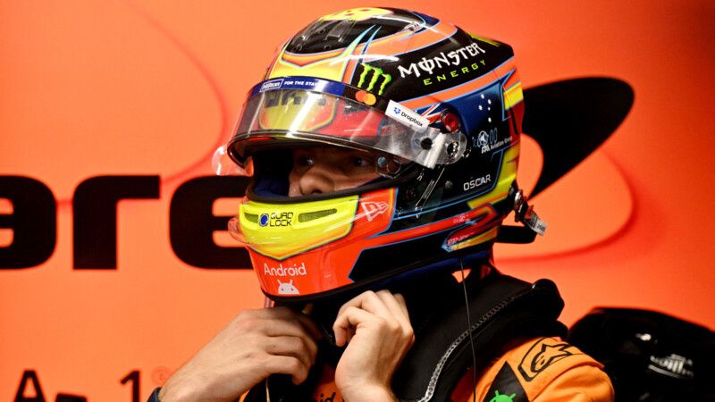 Пиастри уверенно лидирует во второй практике Гран-при Сингапура