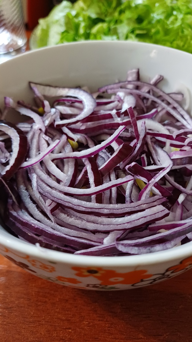 Освежающий диетический салат с апельсином и курицей