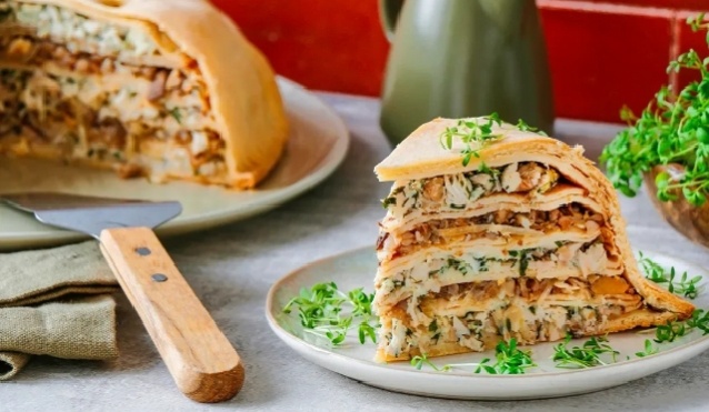 Неповторимый блинный курник для вашего стола