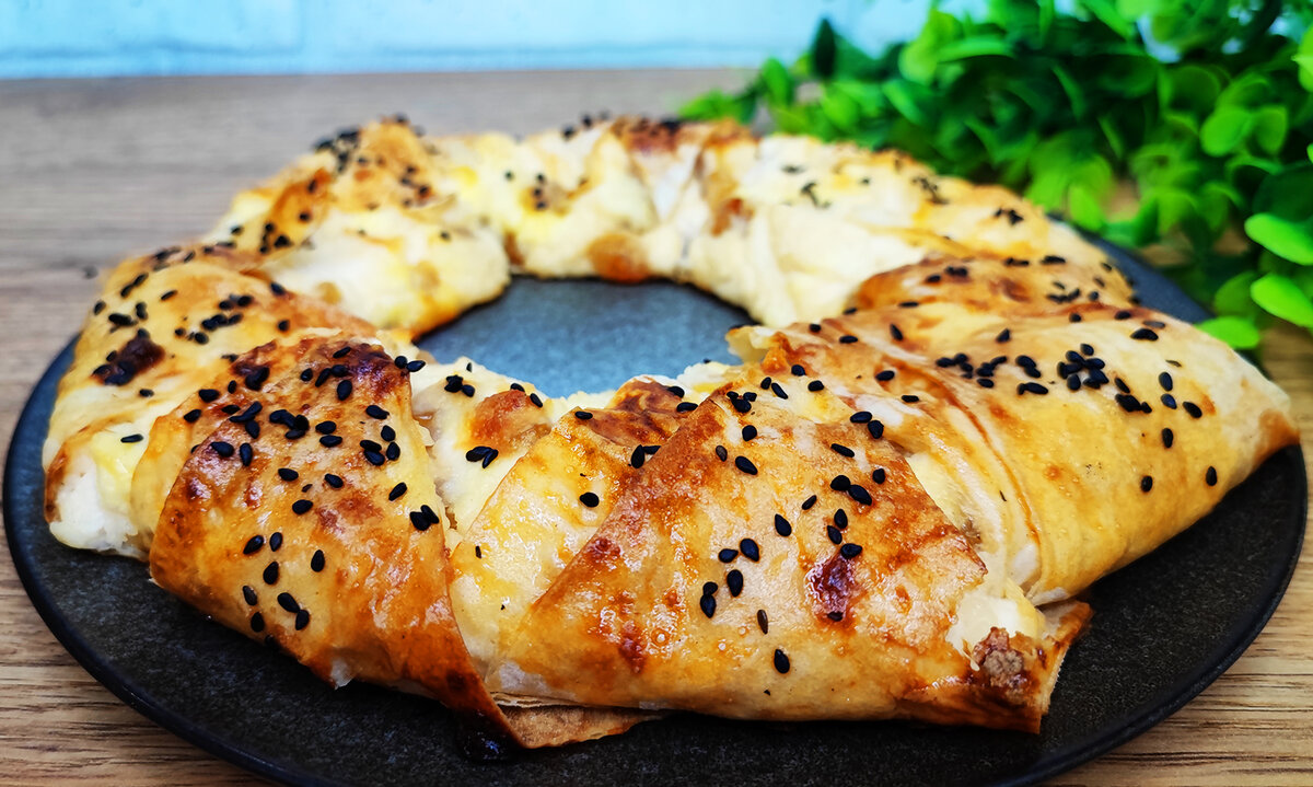 Удивительный рецепт творожного рулета для мгновенного угощения