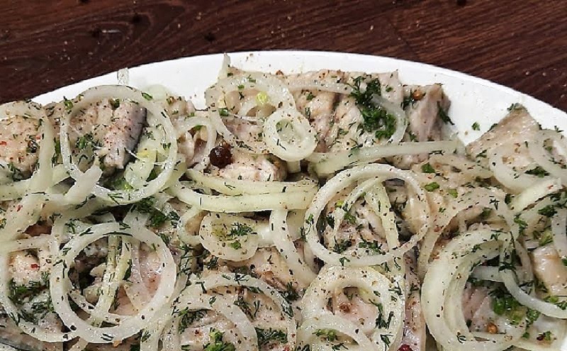 Как приготовить сугудай: оригинальный рецепт с селедкой для домашних застолий