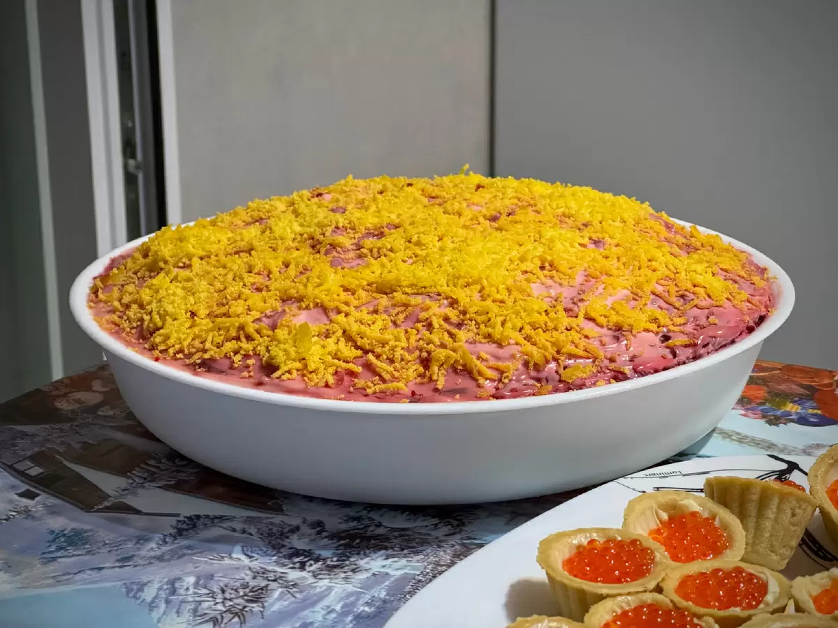 Легкий и вкусный салат, который обойдет легендарную «Шубу»